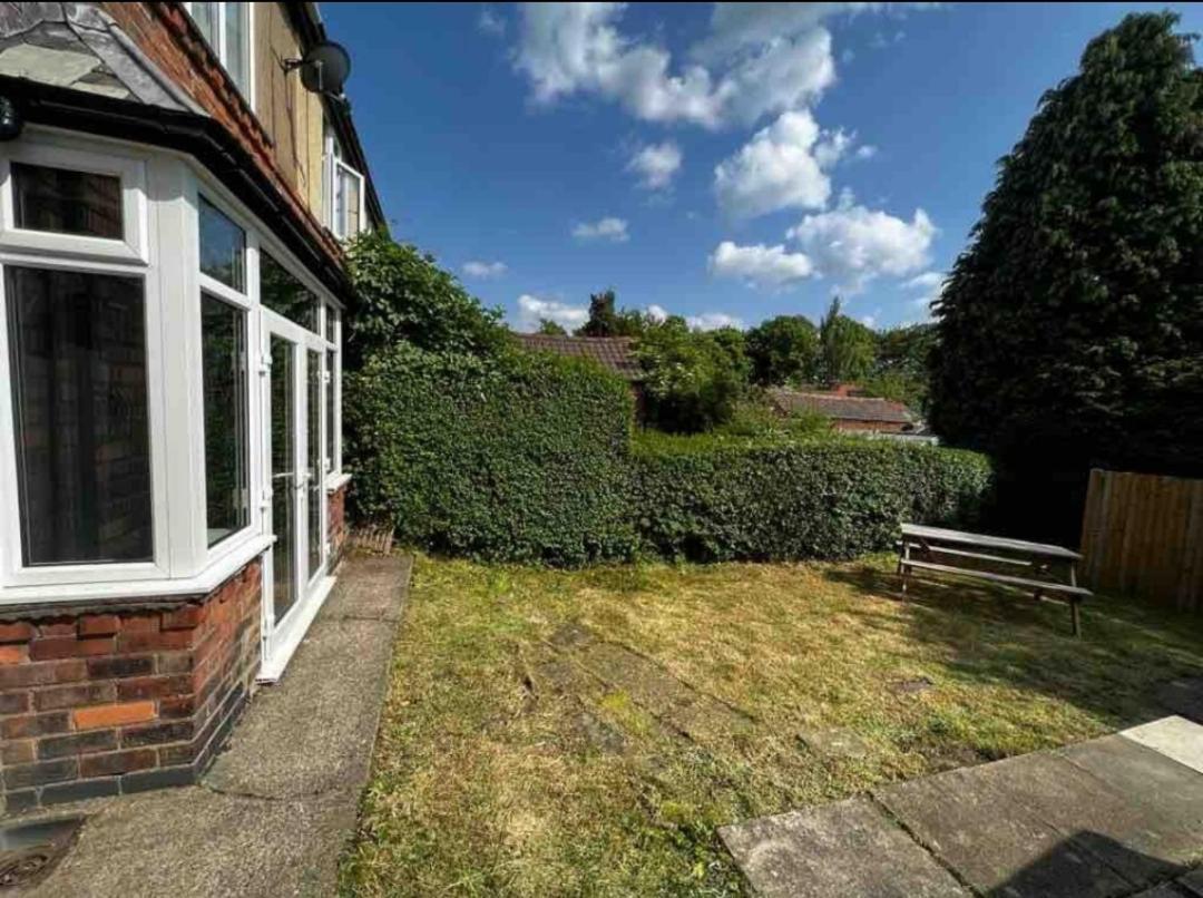 Charming York House- Walking Distance To Town Centre Villa Exterior photo